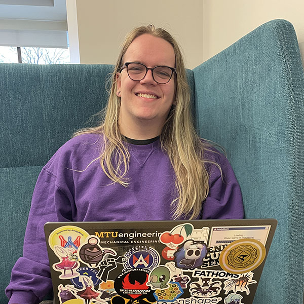 Kai Collins, NMC commitment scholar